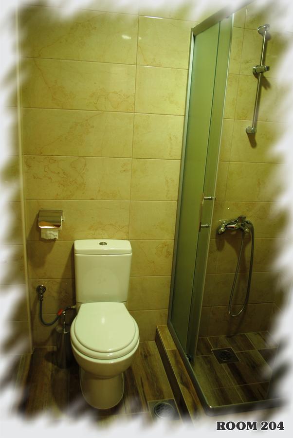 - Popova Sapka *