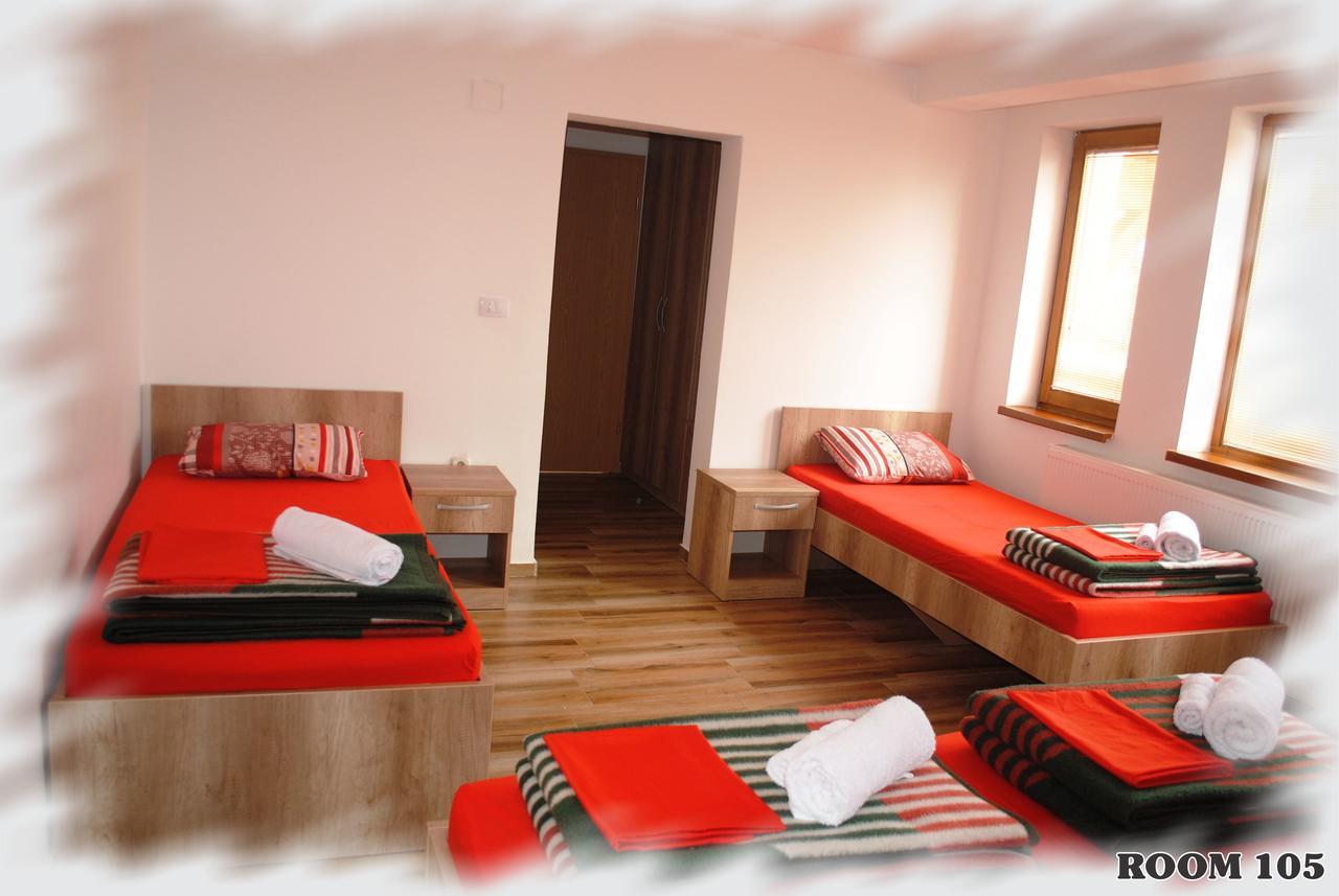- Popova Sapka Lodge *